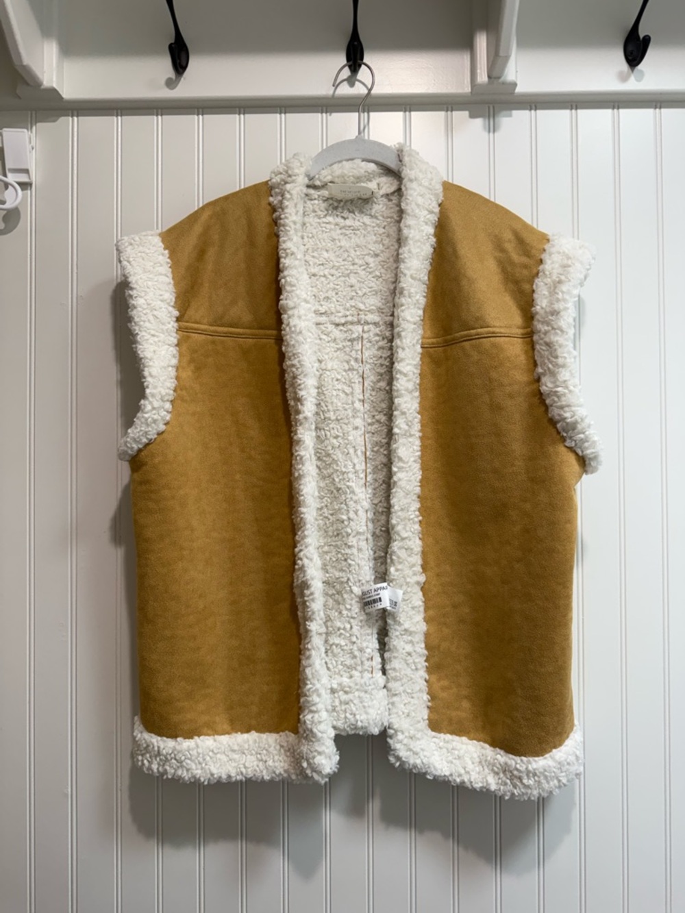 Tuckernuck Hyacinth House Shearling Vest